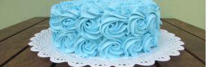 bolo de chantilly azul